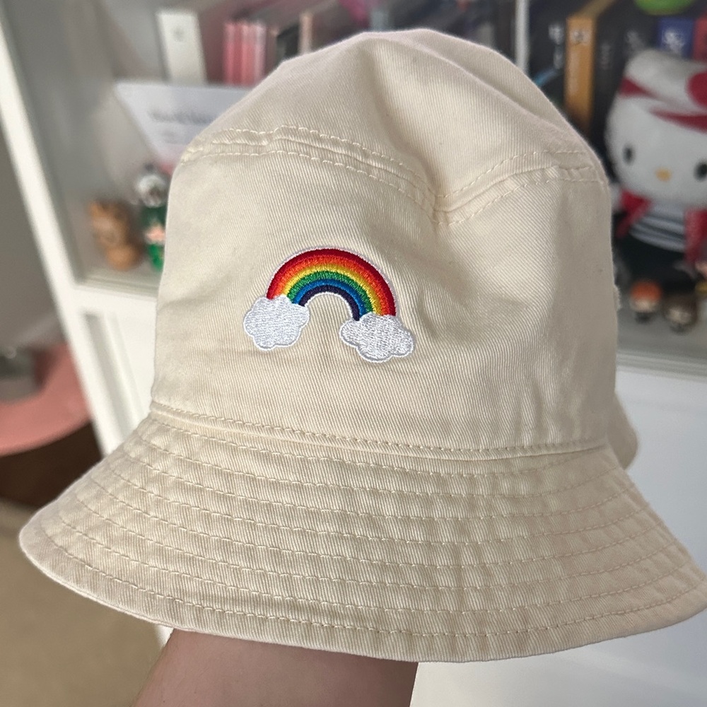 PacSun Cream Bucket Hat with Rainbow Embroidery